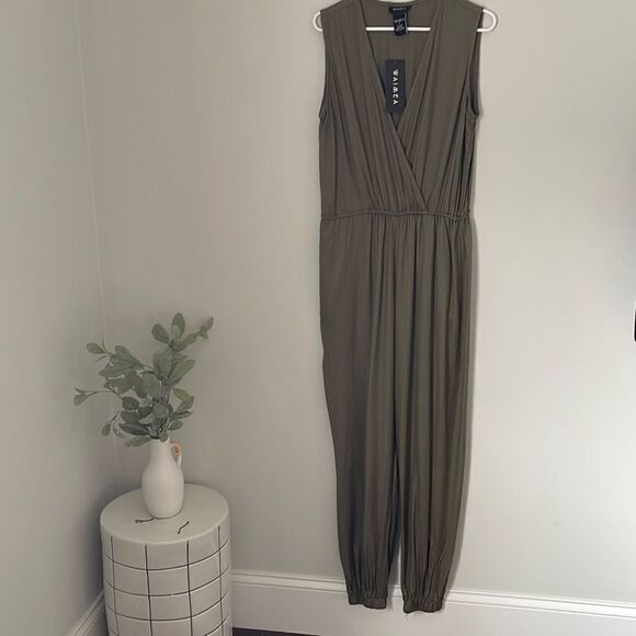 NWT Waimea Olive Green Jumpsuit. Size Large. - Picture 1 of 11